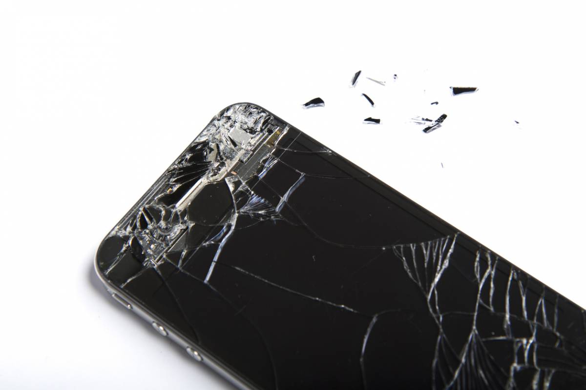Lire la suite à propos de l’article Tout ce que vous devez savoir pour changer l&rsquo;écran de votre iPhone X