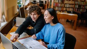 Lire la suite à propos de l’article Assurance étudiante : dans quels cas est-elle obligatoire ?