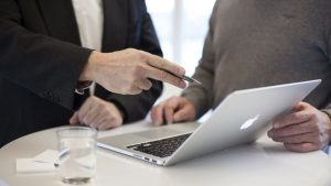 Lire la suite à propos de l’article Consultant HubSpot : pourquoi son rôle est déterminant dans l’intégration de votre CRM ?