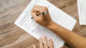 Lire la suite à propos de l’article Formulaire W-8BEN : à quoi sert-il pour les revenus perçus aux États-Unis ?