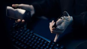 Lire la suite à propos de l’article Spearphishing : définition, exemples et techniques pour s’en protéger