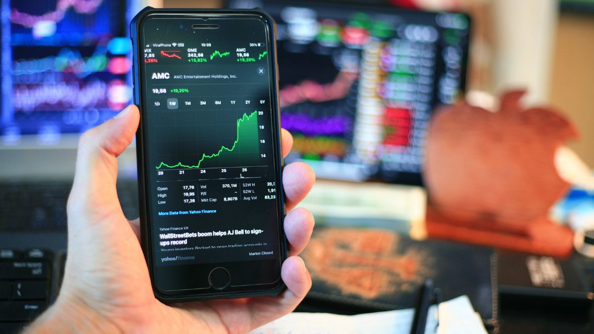 You are currently viewing Tradovate : une plateforme dédiée au trading de contrats futures
